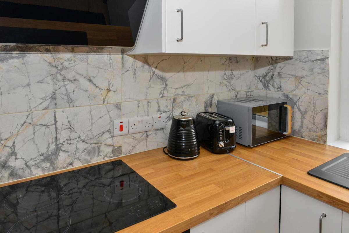 Esterville Apartments 1 And 2 Bedrooms Hot Tub Availability Belfast Kültér fotó