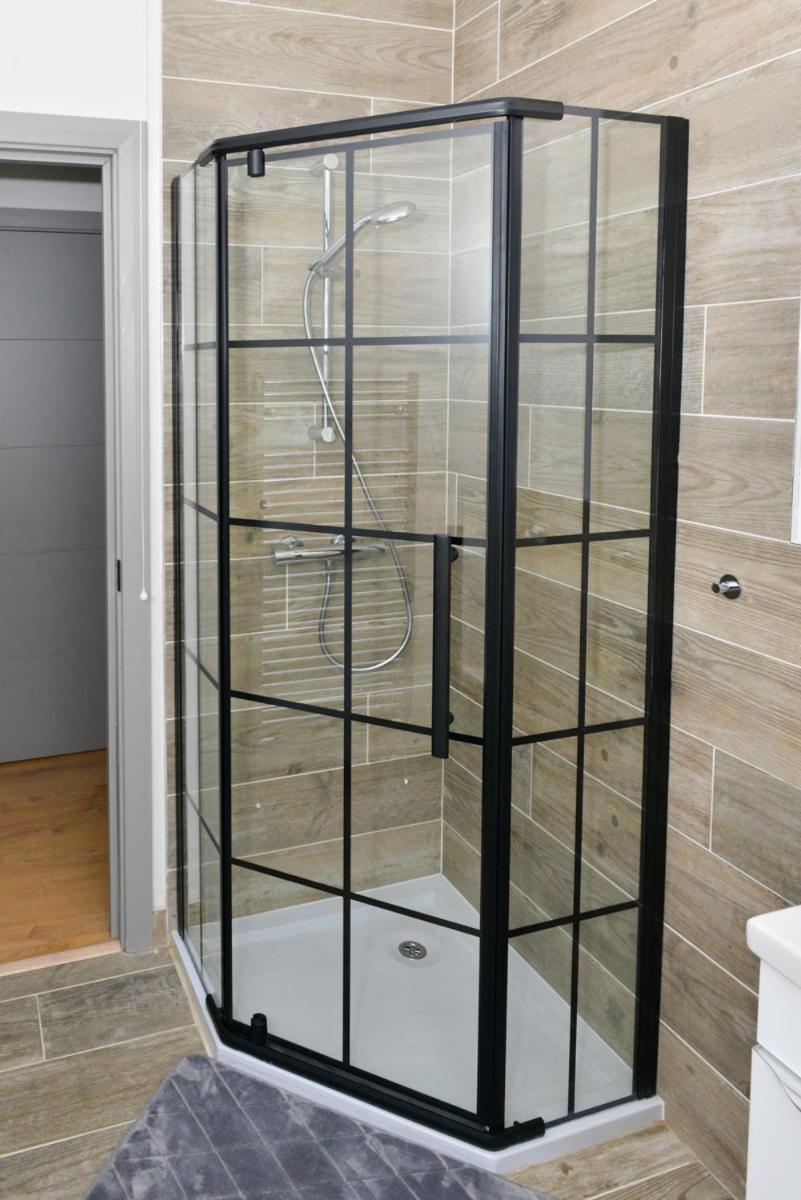 Esterville Apartments 1 And 2 Bedrooms Hot Tub Availability Belfast Kültér fotó